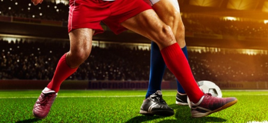 Football_Red_Challenges_Blue Football_Red_Challenges_Blue