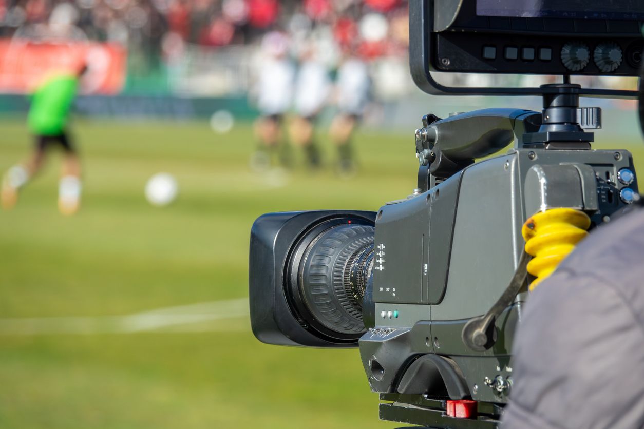Broadcast football training