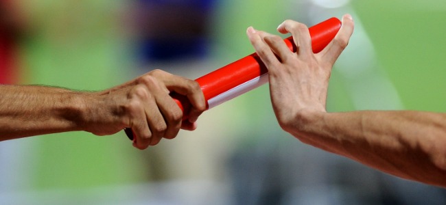 Handing_over_the_Batton